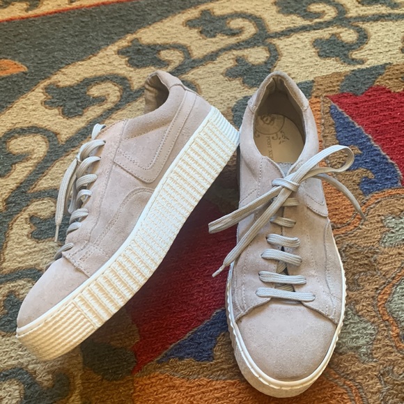 Cute, high sole sneakers - Picture 4 of 6